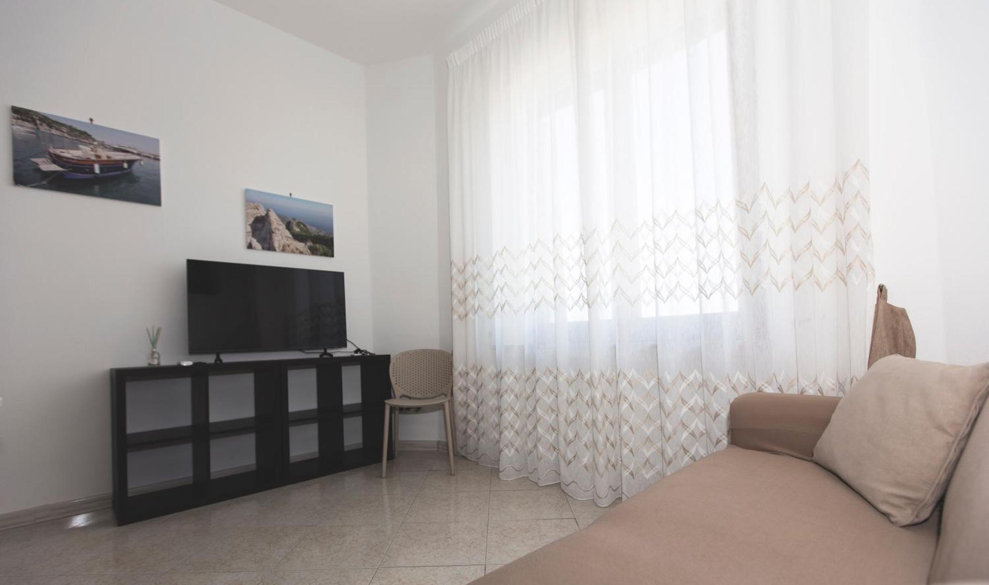Brecchembe - Holiday Home In The Center Of Lacco Ameno 拉科阿梅诺 外观 照片