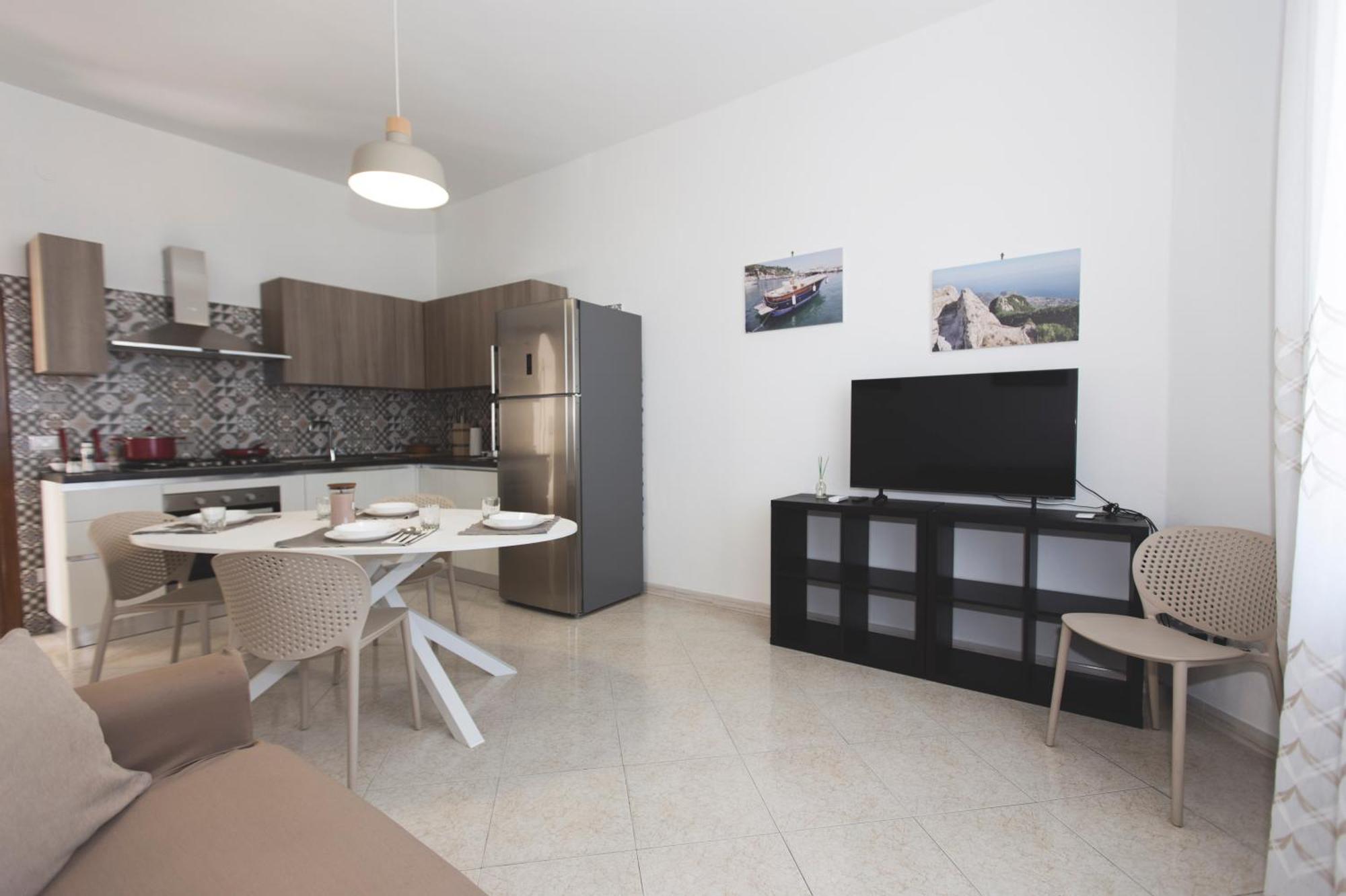Brecchembe - Holiday Home In The Center Of Lacco Ameno 拉科阿梅诺 外观 照片