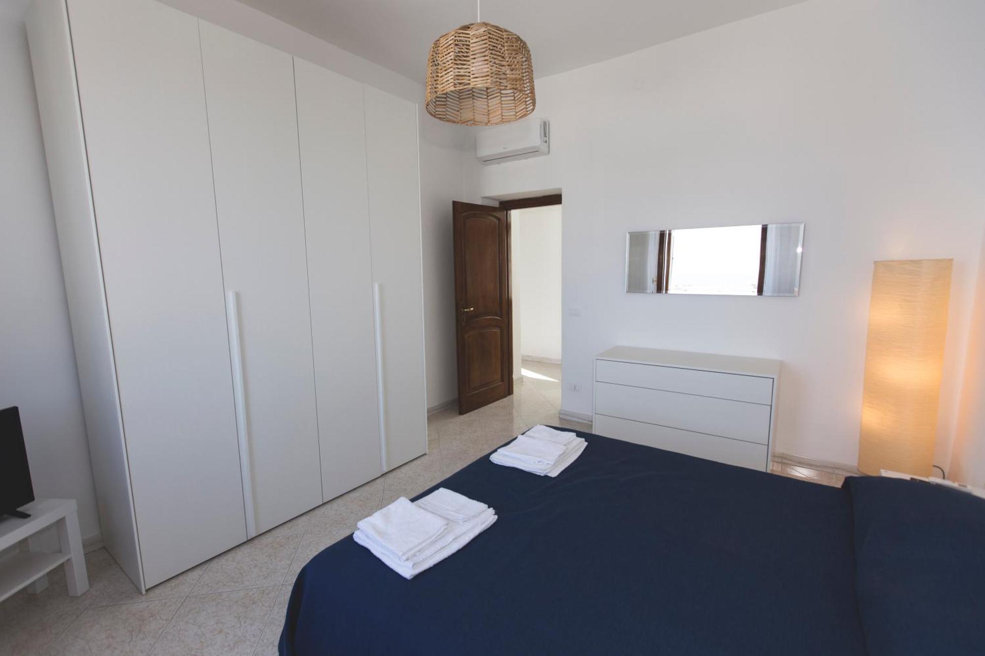 Brecchembe - Holiday Home In The Center Of Lacco Ameno 拉科阿梅诺 外观 照片