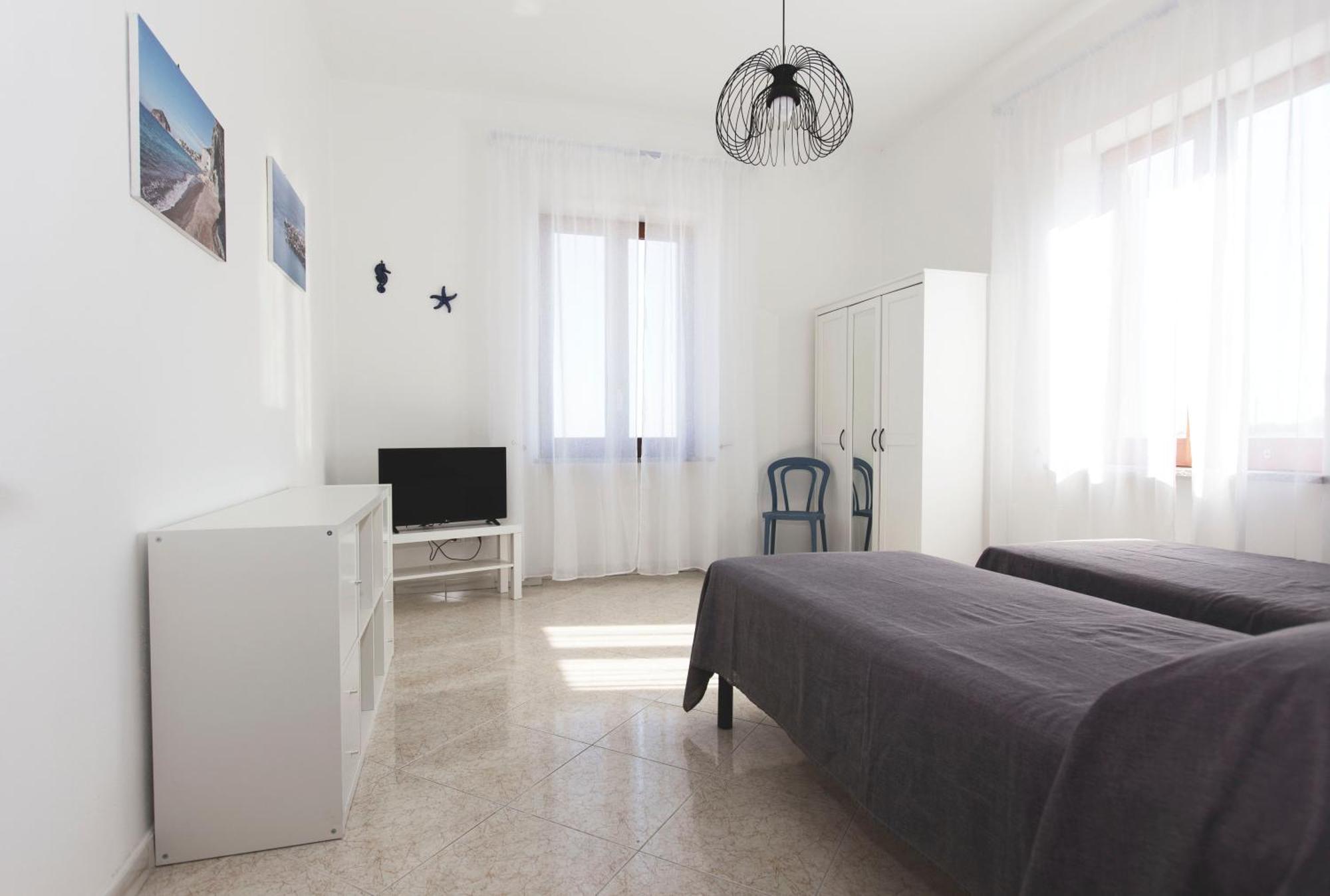 Brecchembe - Holiday Home In The Center Of Lacco Ameno 拉科阿梅诺 外观 照片